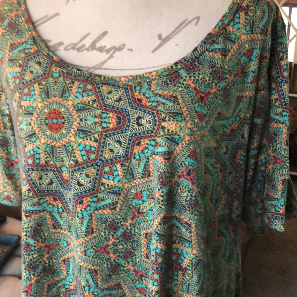 Lularoe perfect tee green, red and blue 2x